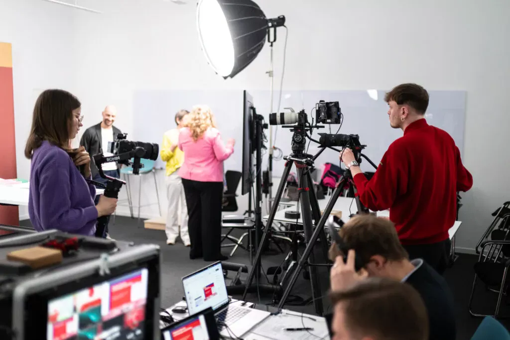 Team bei einer Medienproduktion